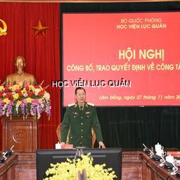 Học viện Lục quân tổ chức công bố, trao quyết định về công tác quân lực