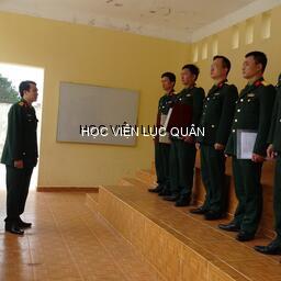 Khoa Pháo binh tổ chức huấn luyện chỉ huy bắn tại sa bàn bắn pháo binh