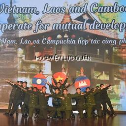 Học viện Lục quân với các hoạt động chào mừng kỷ niệm 48 năm Quốc khánh nước Cộng hòa Dân chủ Nhân dân Lào