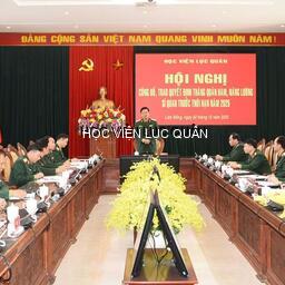 Học viện Lục quân tổ chức Hội nghị công bố, trao quyết dịnh thăng quân hàm, nâng lương sĩ quan trước thời hạn năm 2025