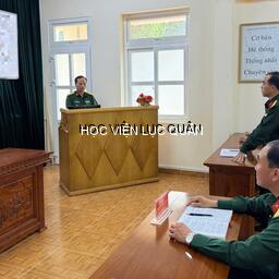 Thượng tá Lê Thanh Tân - gương sáng say mê nghiên cứu khoa học quân sự ở Khoa Chiến thuật
