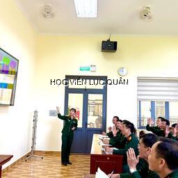 Phát huy vai trò Hội Phụ nữ Khoa Tin học - Ngoại ngữ trong đổi mới dạy và học tiếng Anh quân sự trong bối cảnh chuyển đổi số và hội nhập quốc tế