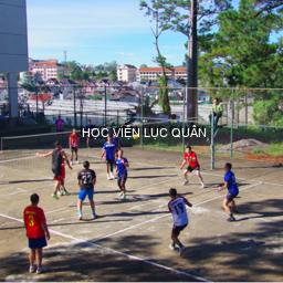 Hệ 4 tổ chức các hoạt động giao lưu nhân dịp kỷ niệm 72 năm Quốc khánh và thành lập Quân đội Hoàng gia Campuchia (09/11/1953 - 09/11/2025)