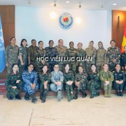 Giảng viên nữ Khoa Tin học - Ngoại ngữ, Học viện Lục quân với sứ mệnh Gìn giữ hòa bình