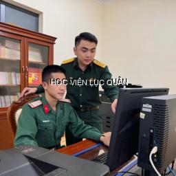 Tuổi trẻ Học viện Lục quân xung kích trong phong trào “Bình dân học vụ số”
