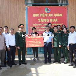 Học viện Lục quân phát huy đạo lý "Uống nước nhớ nguồn" nhân Ngày Thương binh - Liệt sĩ 27/7